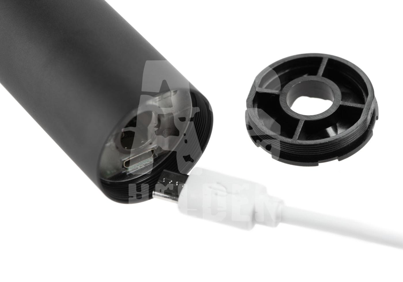 Airsoft Schalldämpfer mit offener Kappe und USB-Anschluss.