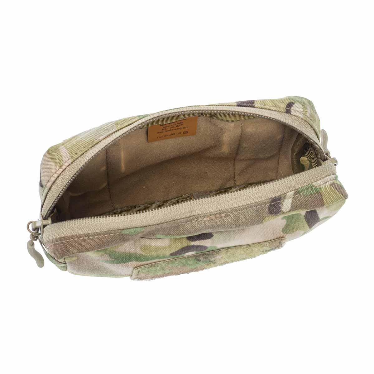 Geöffnete, tarnfarbene Airsoft-Tasche mit Reißverschluss, Innenansicht.