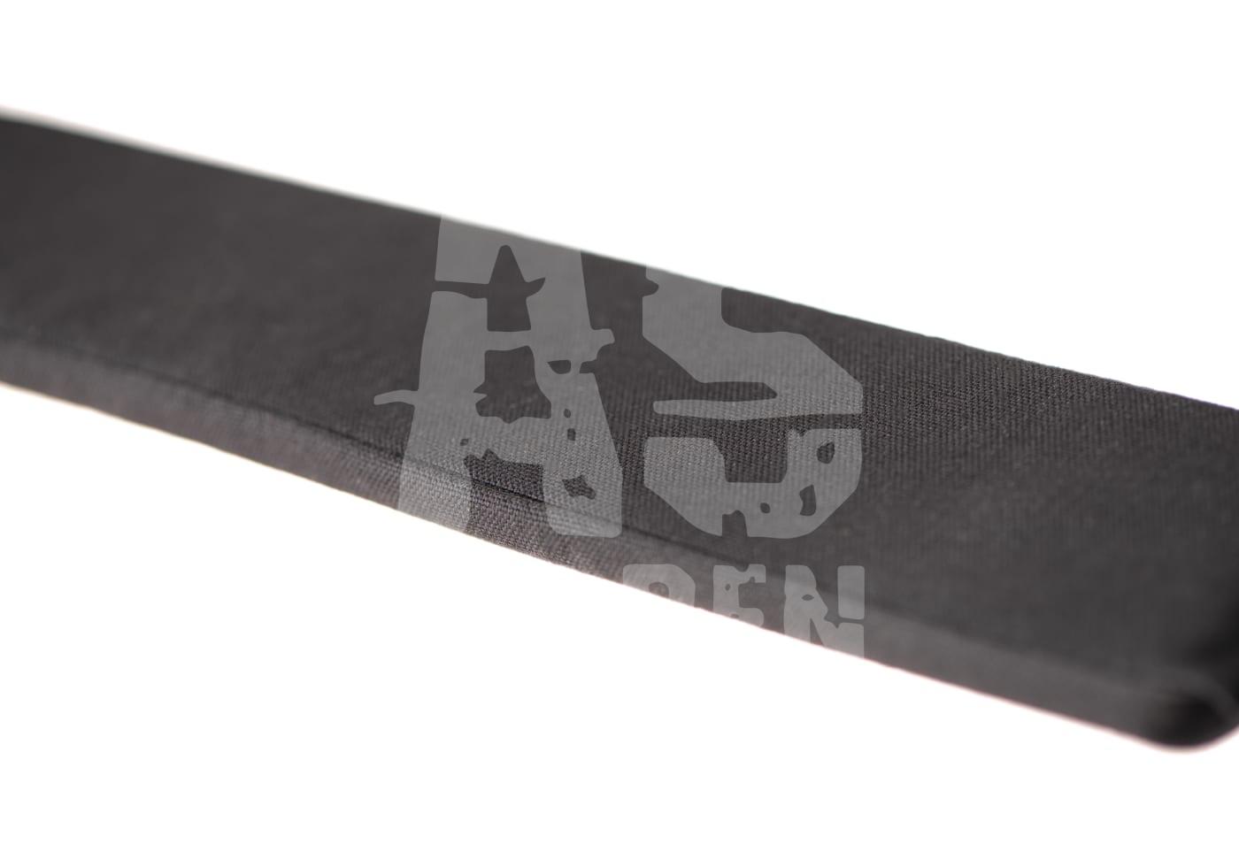 Schwarzes Airsoft-Sleeve mit Logo für Gewehrschutz.