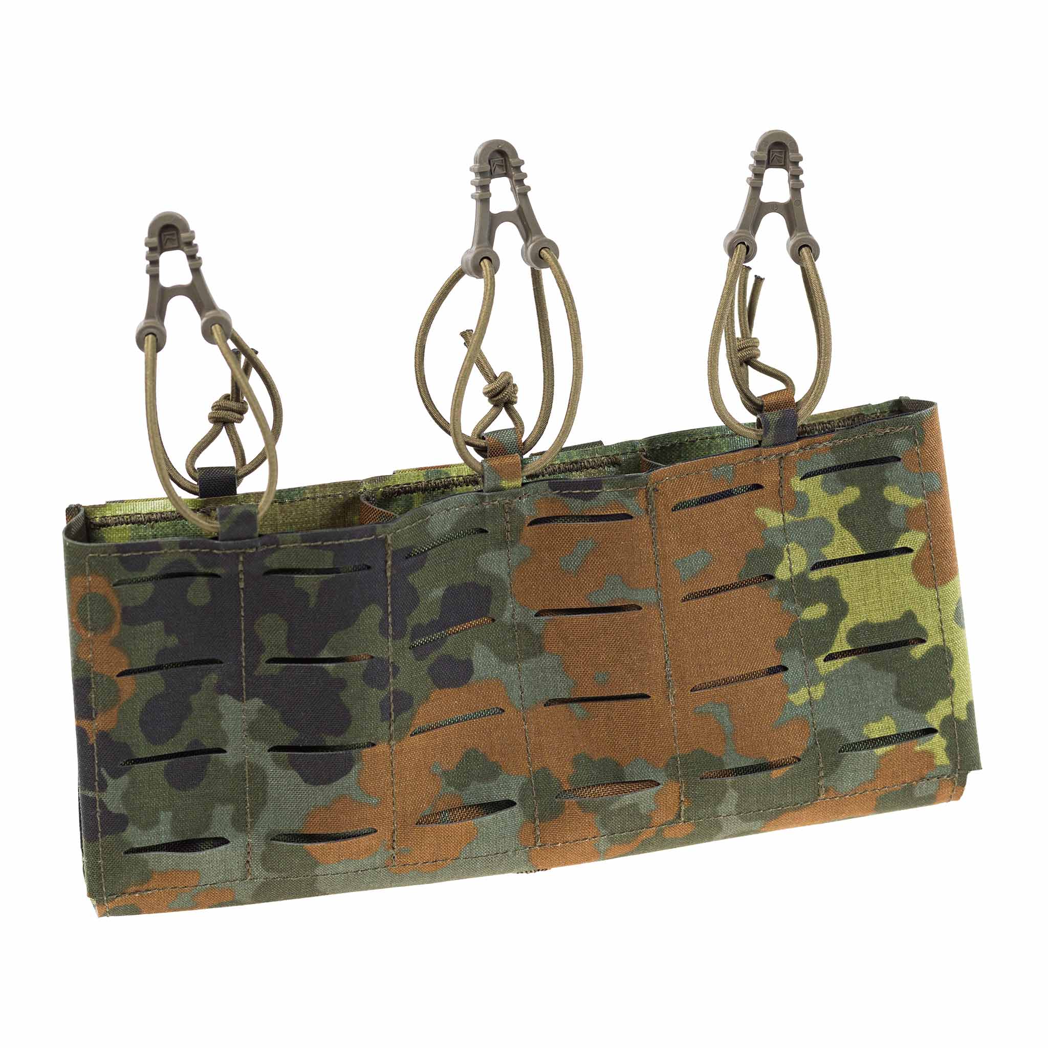 Tarnfarbenes Airsoft-Magazintasche mit drei Schlitzen und Bungee-Fastening.