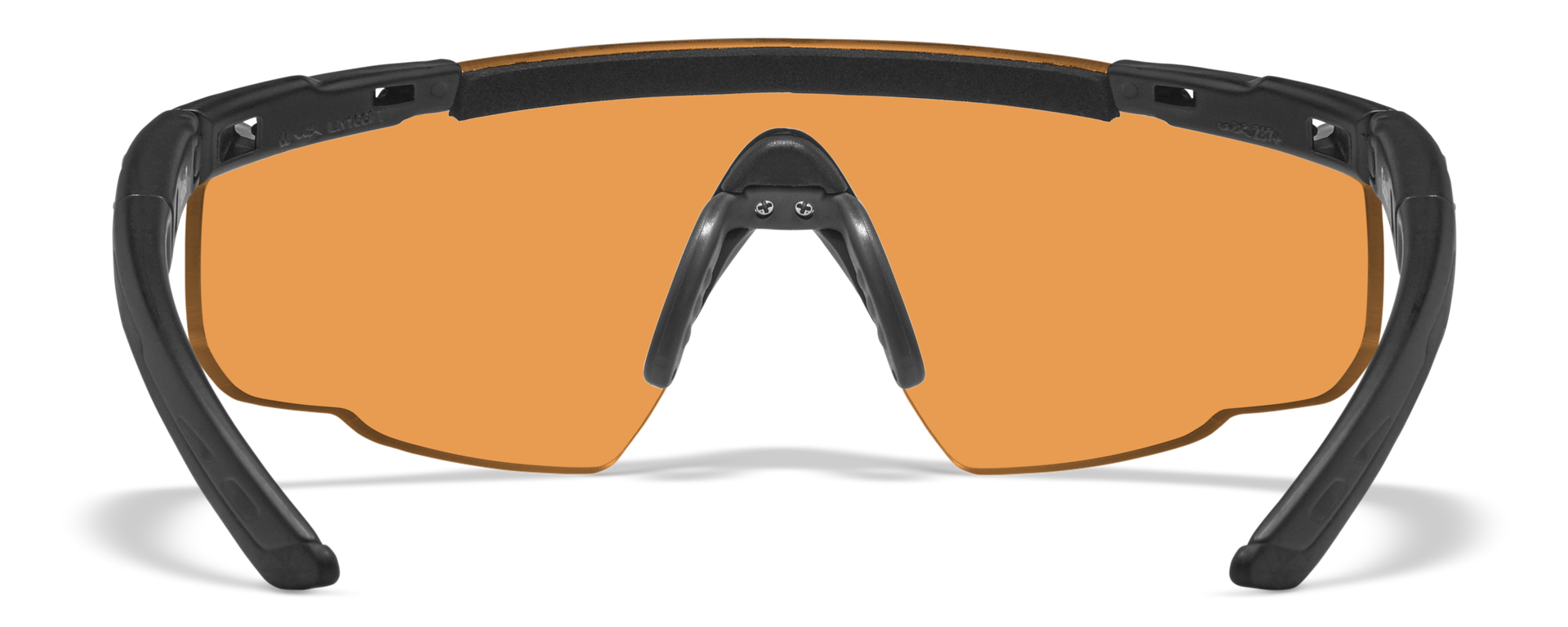 Sportbrille mit orangefarbenem Glas und schwarzem Rahmen, frontalansicht.