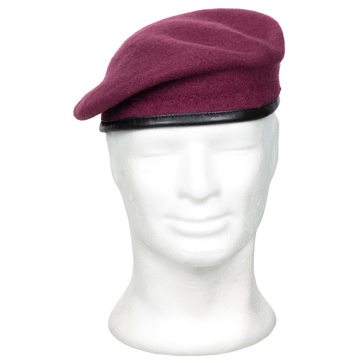 Bordeauxrotes Barett auf weißem Mannequinkopf, seitlich geneigt.