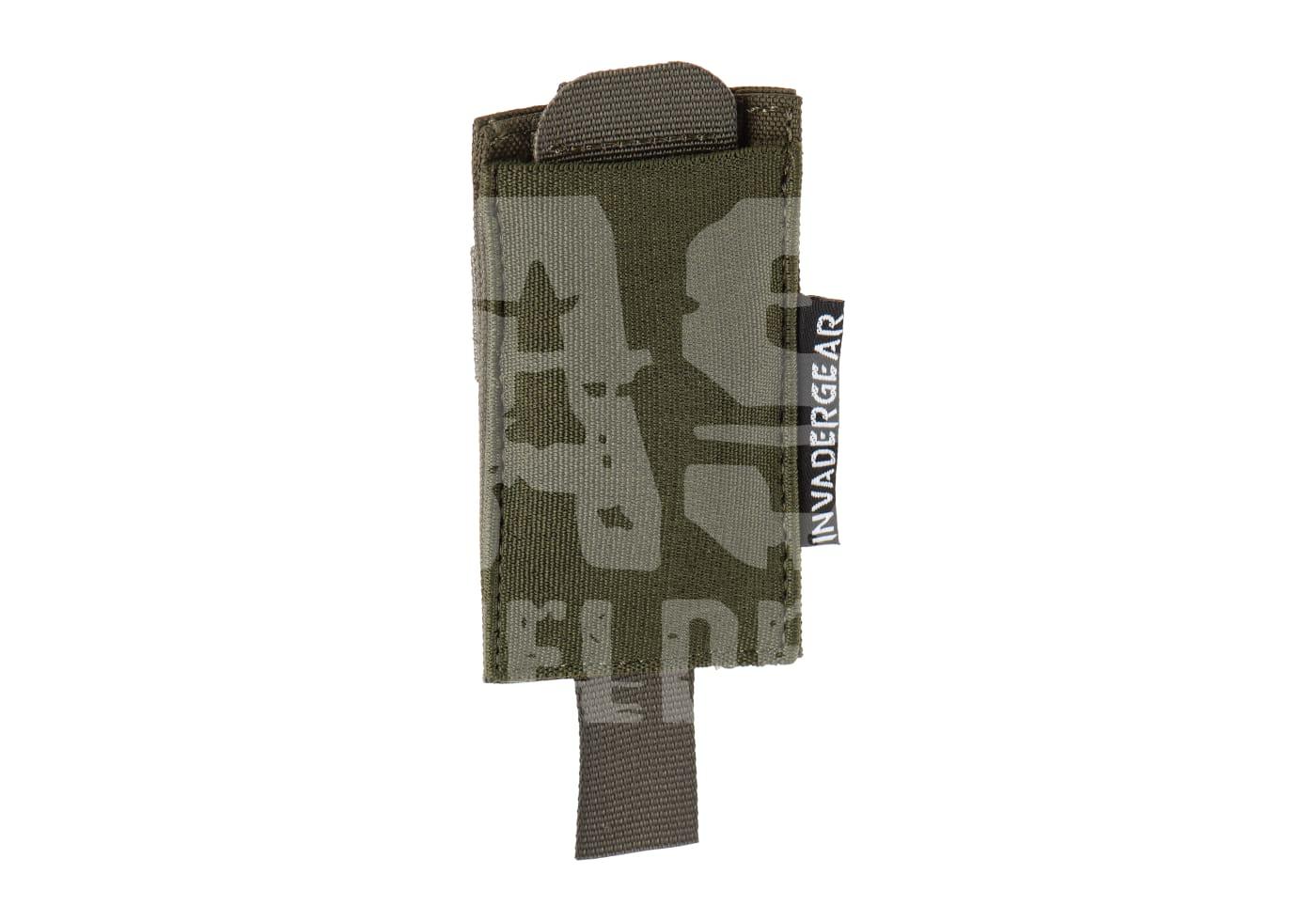 Taktischer, grüner Molle-Patch mit Invader Gear-Logo für Airsoft-Ausrüstung.