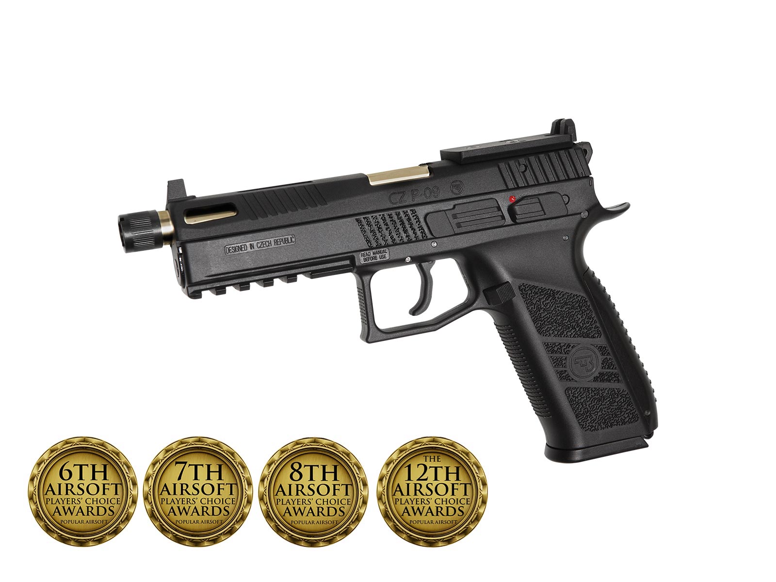 Airsoft-Pistole CZ P-09, schwarz, mit Auszeichnungen für Airsoft-Awards im Bildhintergrund.