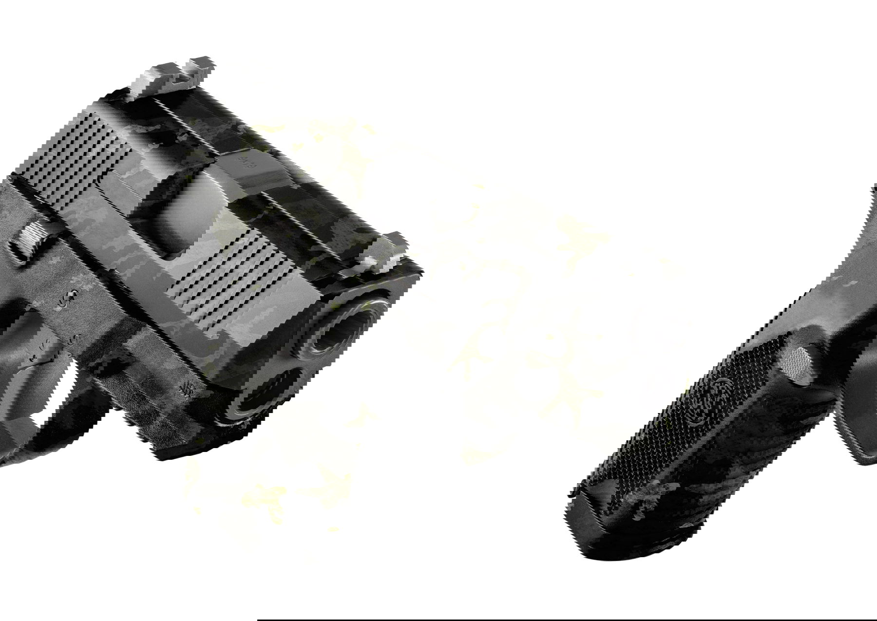 Tarnmuster-Luftpistole mit schwarzem Griff, seitlicher Ansicht, Detailaufnahme. Perfekt für Airsoft-Spiele.