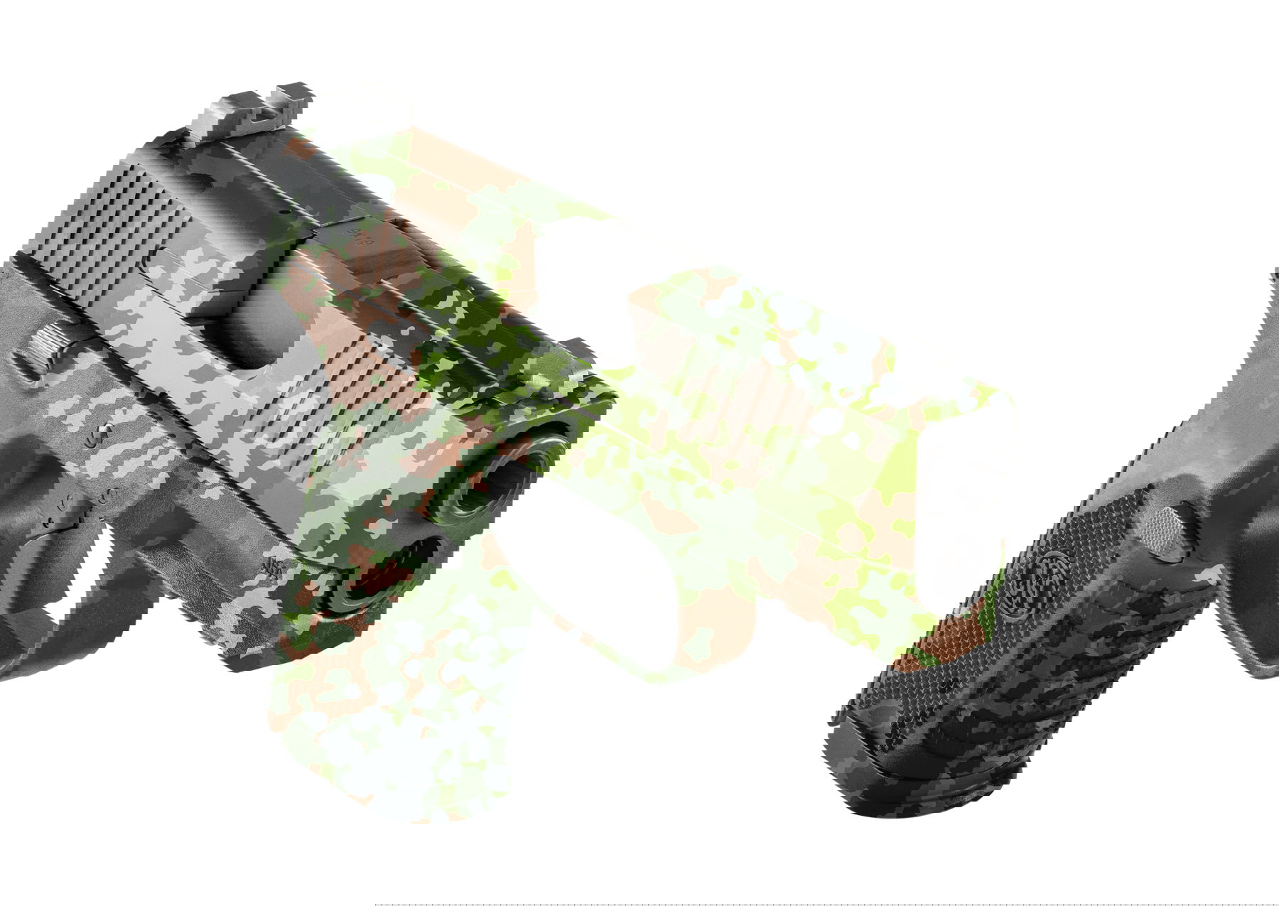 Camo-Pistole mit grünem, braunem und schwarzem Tarnmuster, für Airsoft geeignet.