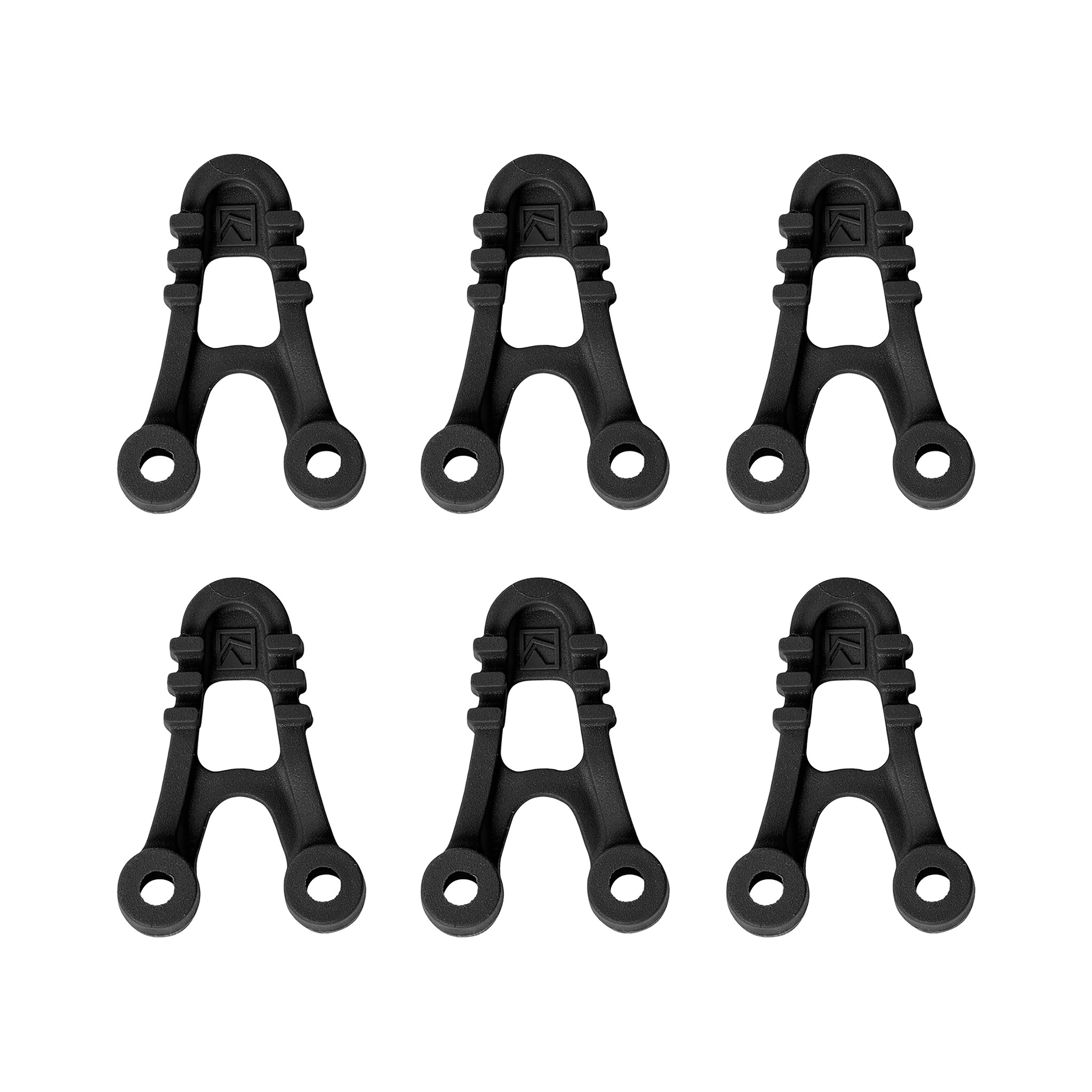 Sechs schwarze Kunststoffhalterungen in A-Form für Airsoft-Zubehör.