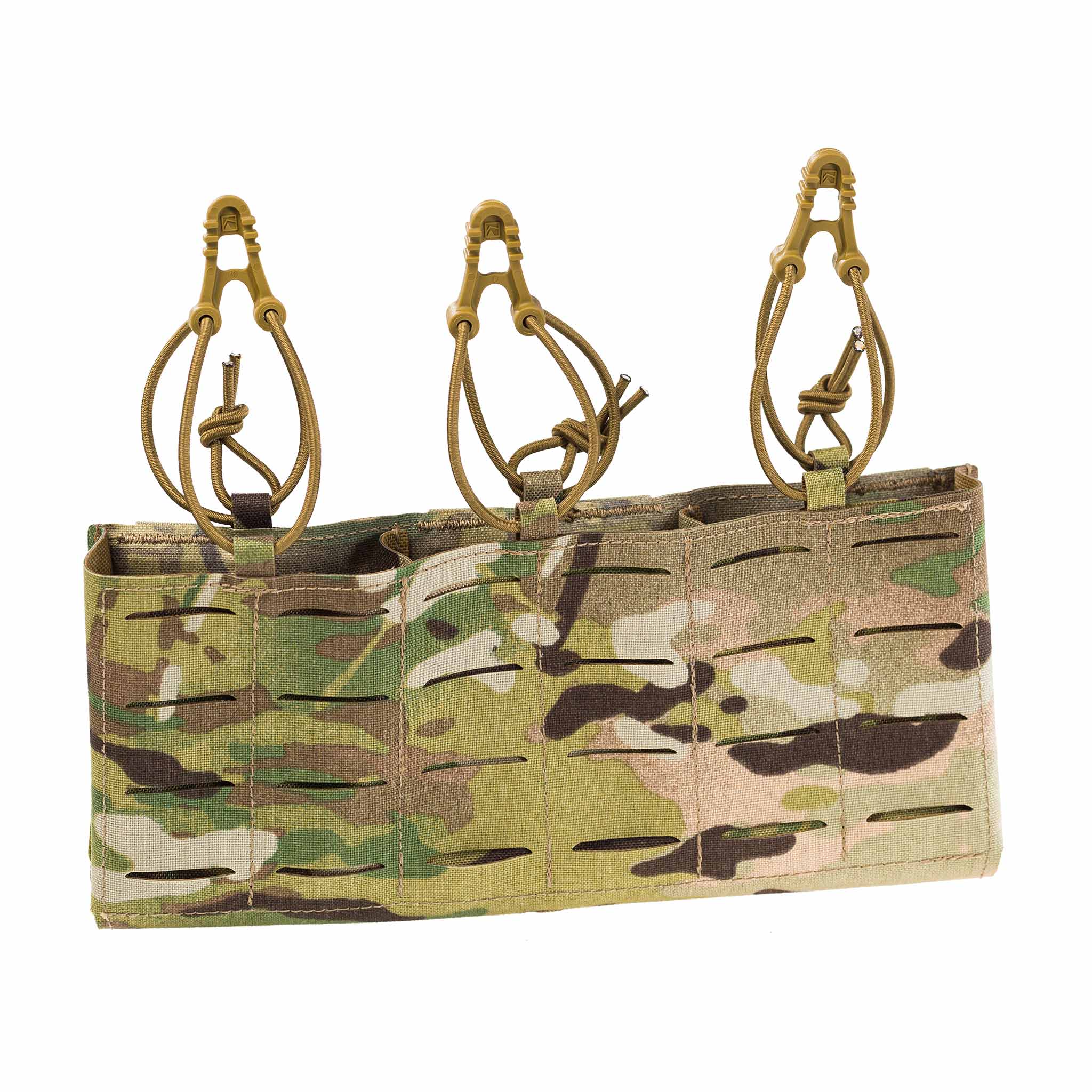 Tarnfarbenes Airsoft-Magazintasche mit drei Schlitzen und elastischen Bändern zur Sicherung der Magazine.