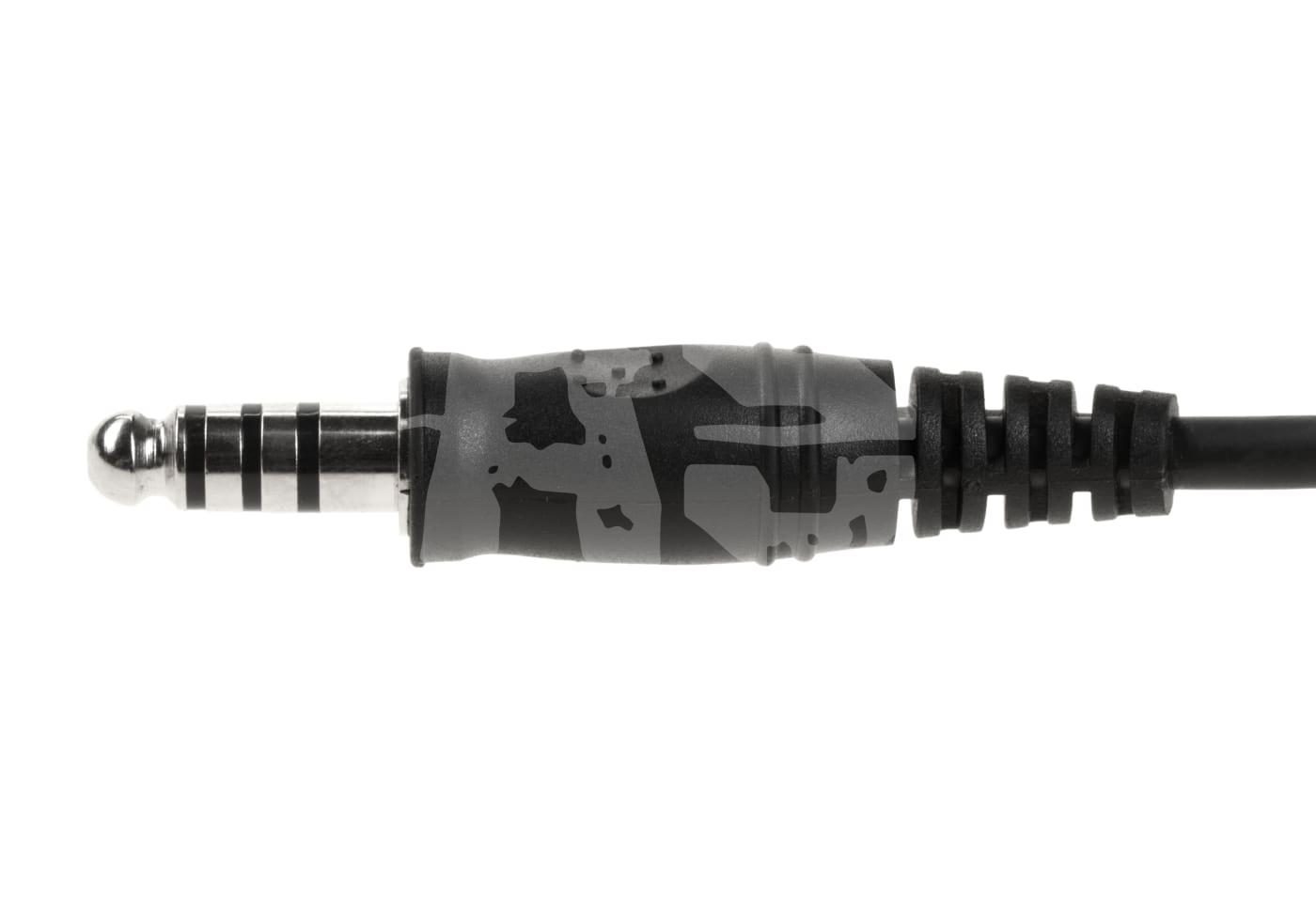3,5-mm-Klinkenstecker mit grauem Camouflage-Muster, isoliertes Kabel; für Audioverbindungen.