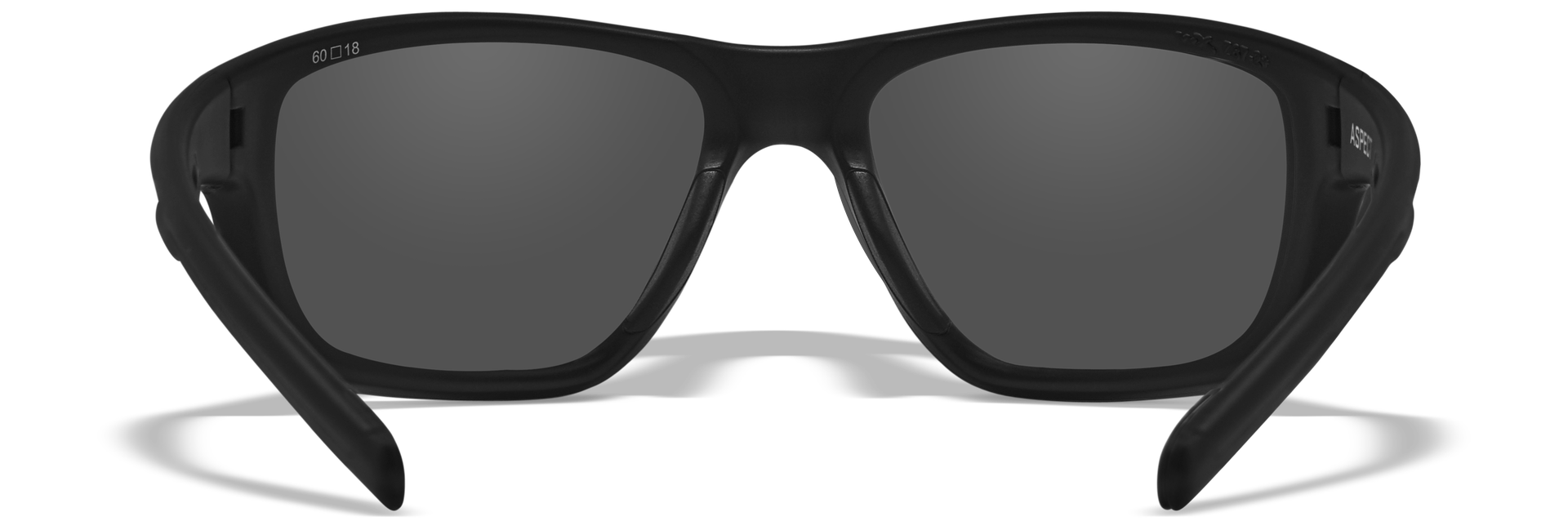 Schwarze Sonnenbrille mit breitem Rahmen und dunklen Gläsern, von hinten fotografiert.