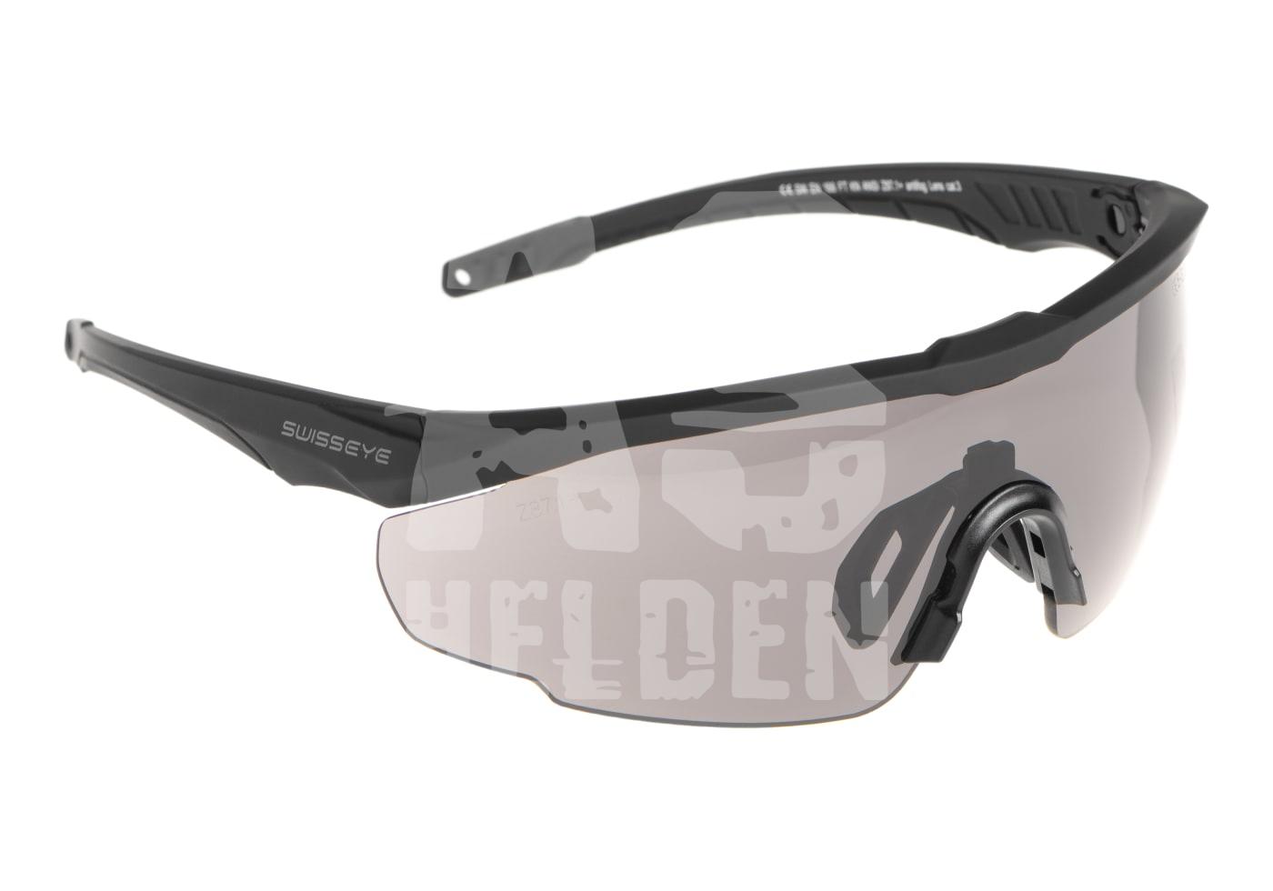 Schutzbrille für Airsoft mit getöntem, durchgehendem Glas und schwarzem Rahmen.