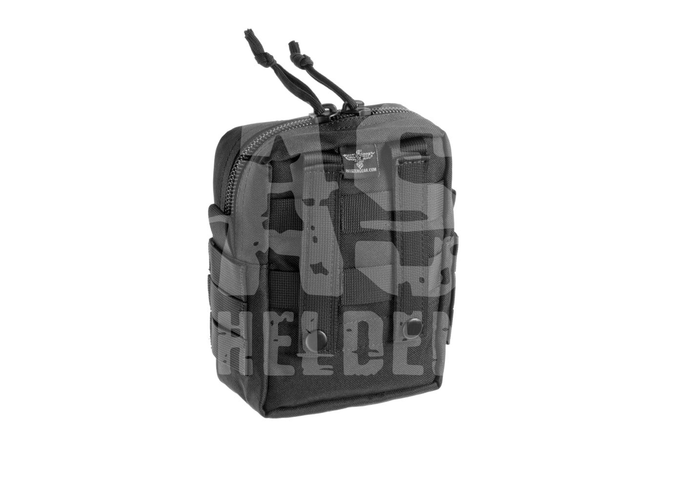 Kompakte, schwarze Camo-Tasche mit Zipper und MOLLE-Schlaufen für Airsoft-Ausrüstung.