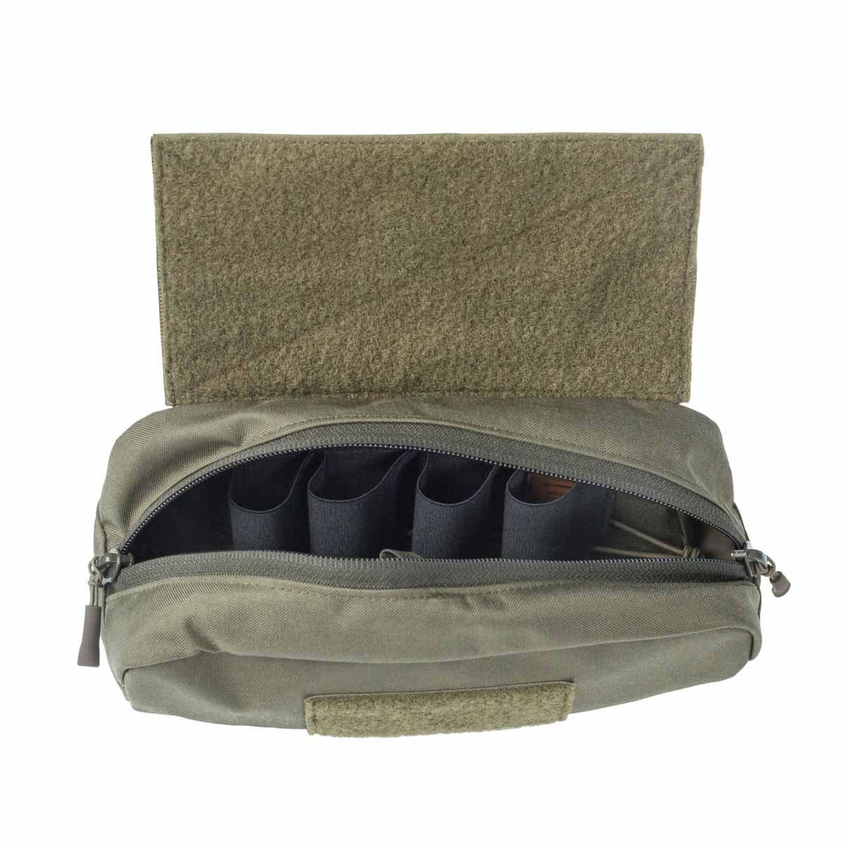 Taktische Tasche mit Reißverschluss, geöffnet, mit elastischen Schlaufen für Ausrüstung, olivgrüne Farbe.