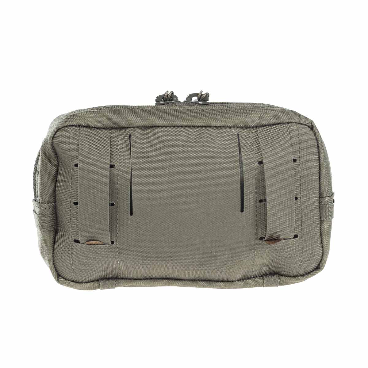 Olivgrüne Airsoft-Tasche mit Reißverschluss und MOLLE-Befestigung auf der Rückseite.