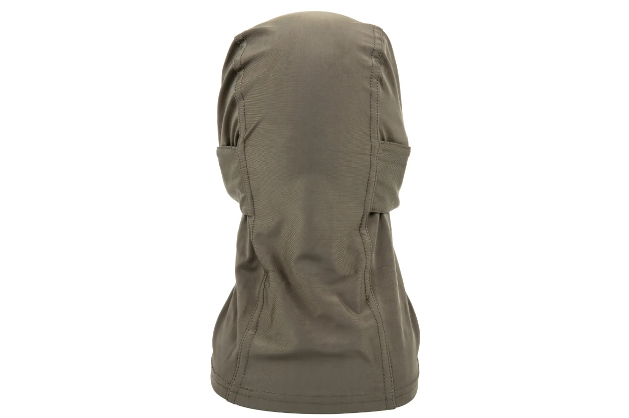 Olivefarbene Balaklava aus Stoff, Rückansicht, ideal für Airsoftspiele.